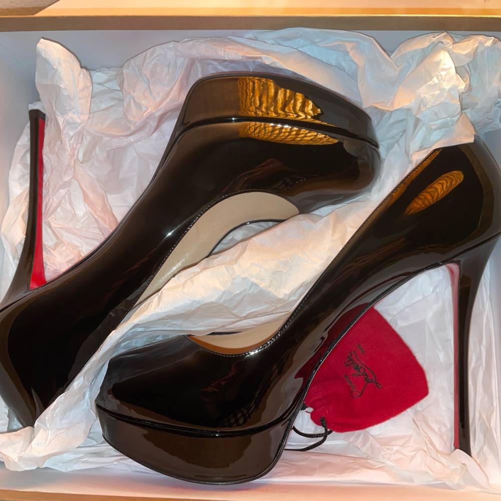 NWT Christian Louboutin Patent Black Dirditta 130 Pumps Size 41.5